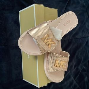 Rose gold Michael Kors Palmer Slide